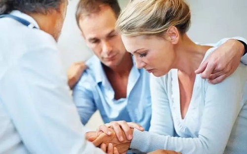 試管嬰兒手術究竟要花多少錢